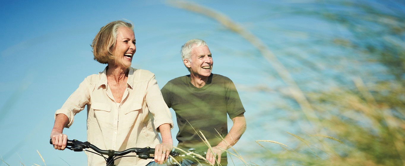 senior-couple-on-their-bicycles